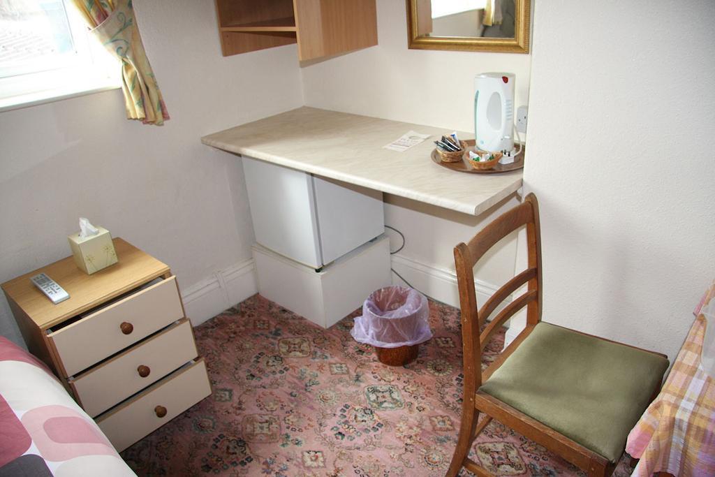 Dove Court Mini Lodge Almondsbury Bagian luar foto