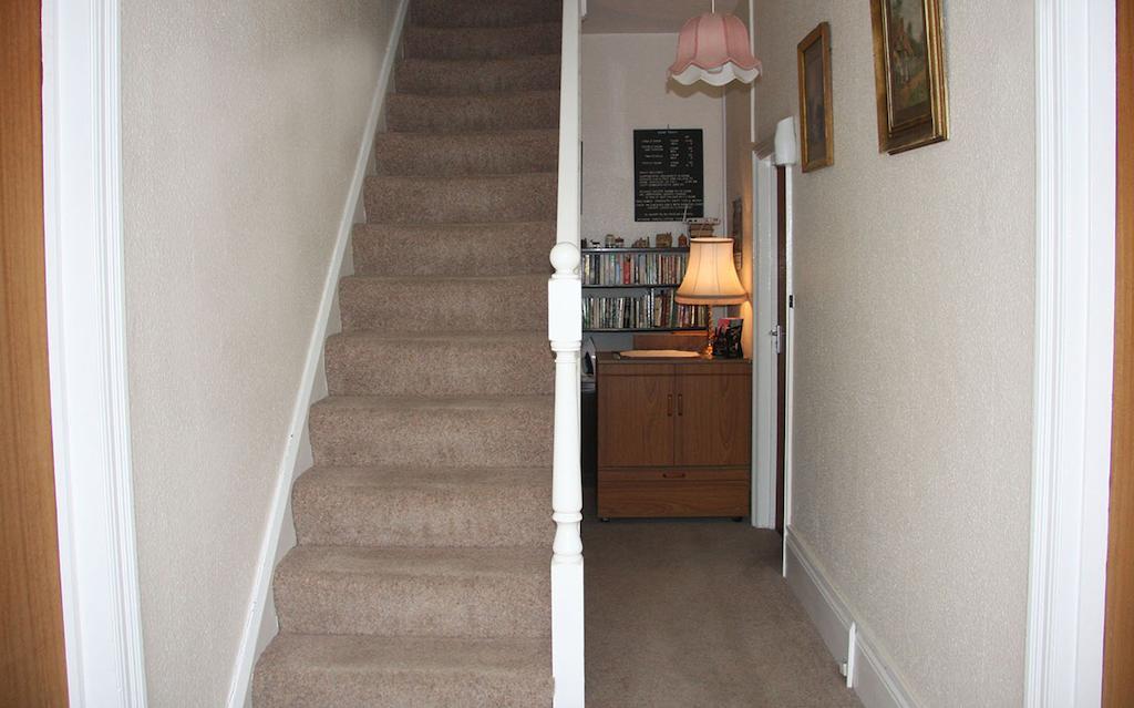 Dove Court Mini Lodge Almondsbury Bagian luar foto